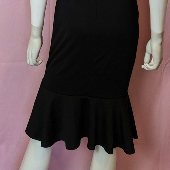 Black Ruffle Hem Short Sleeve Choker Sweetheart Neckline Classic Midi Dress M - Picture 6 of 8